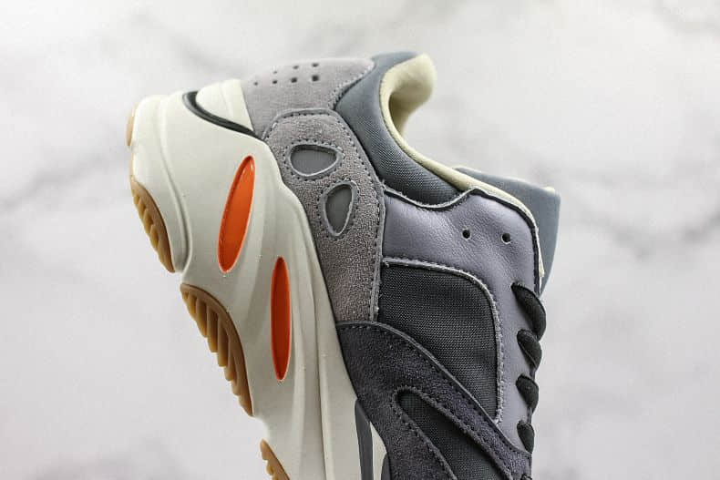 Fake Yeezy 700 magnet shoes and sneakers to buy (2)